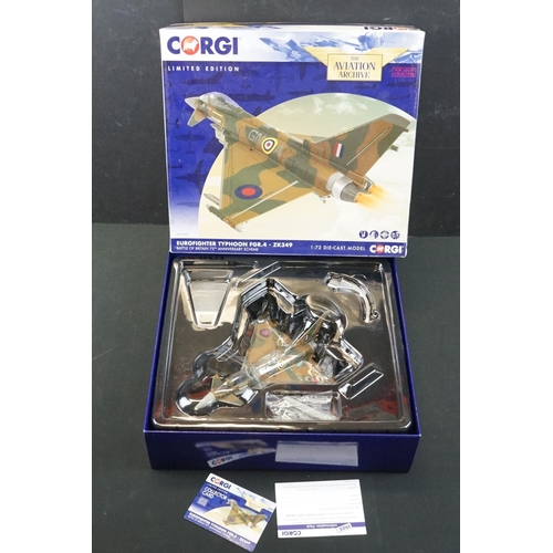 1077 - Three Boxed Corgi Aviation Archive 1:72 limited edition diecast models with collector cards to inclu... 