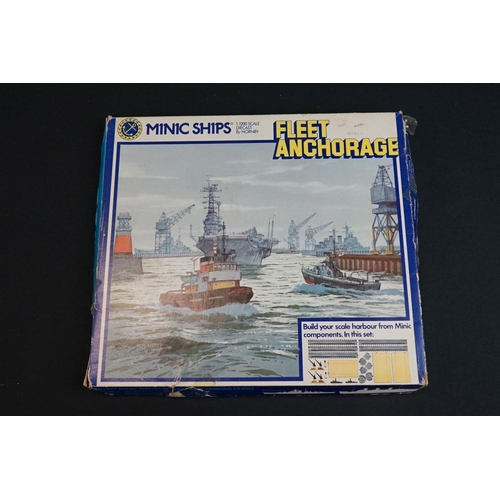 1103 - Six boxed Triang Minic Ships sets to include 2 x M906 Naval Harbour Set, M904 Fleet Anchorage (near ... 