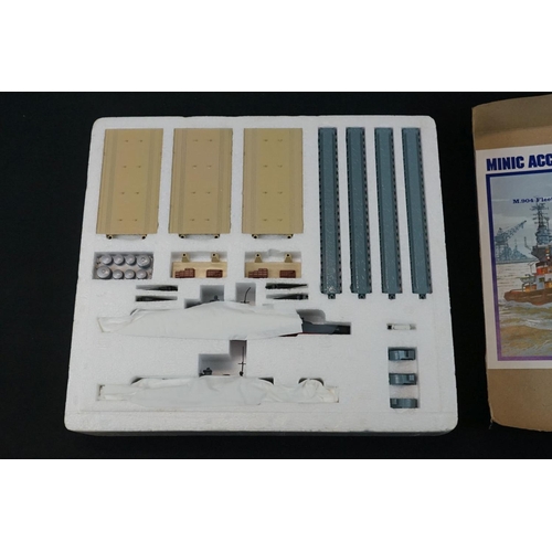 1103 - Six boxed Triang Minic Ships sets to include 2 x M906 Naval Harbour Set, M904 Fleet Anchorage (near ... 