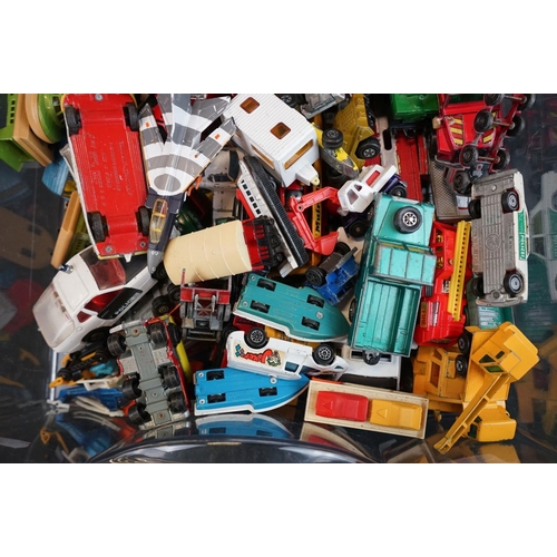 1109 - Around 100 play worn diecast models including Corgi, Dinky and Matchbox, etc, featuring a Dinky AEC ... 