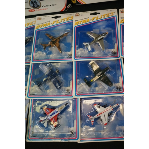 1121 - 22 Carded and boxed diecast models to include 14 x Zylmex Dyna-Flites military aircraft, 4 x Matchbo... 