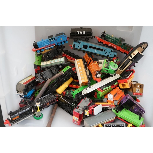 1125 - Collection of over 50 ERTL diecast & plastic Thomas the Tank Engine & Friends models, mainly trains ... 