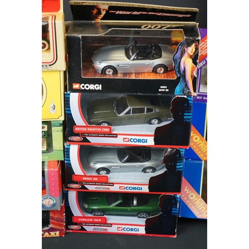 1128 - 21 Boxed diecast models to include 3 x Corgi The Ultimate Bond Collection (TY07601, TY07001, TY05002... 