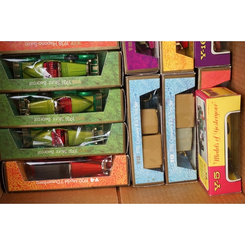 1131 - 28 Boxed Matchbox Models of Yesteryear in various coloured boxes, ex