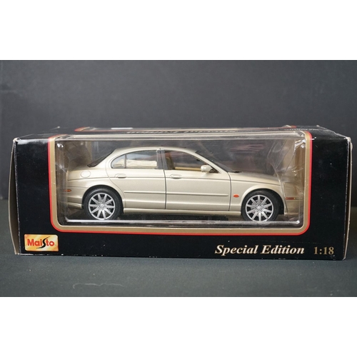 1141 - Three boxed 1/18 diecast models to include Maisto Special Edition Jaguar S-Type (1999), Chrono 512 F... 