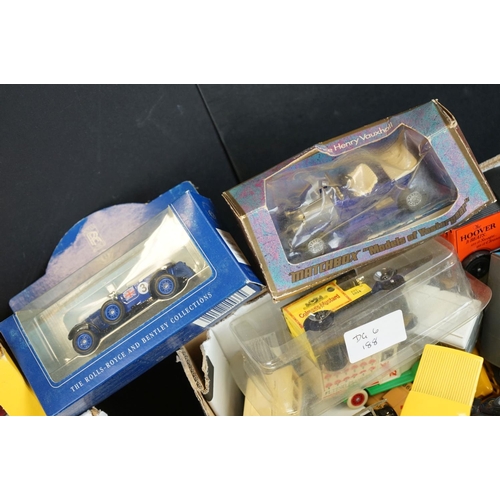 1159 - Collection of diecast models to include 11 boxed examples (featuring Maisto and Matchbox) together w... 