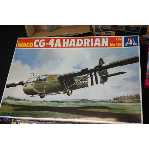 1160 - 14 Boxed & unboxed diecast and plastic plane models and kits to include 4 x boxed & unbuilt model ki... 