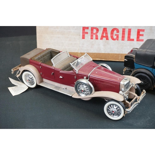 1167 - Boxed Franklin Mint Silver Ghost diecast model with certificate and paperwork, damaged windscreen, p... 