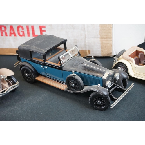 1167 - Boxed Franklin Mint Silver Ghost diecast model with certificate and paperwork, damaged windscreen, p... 