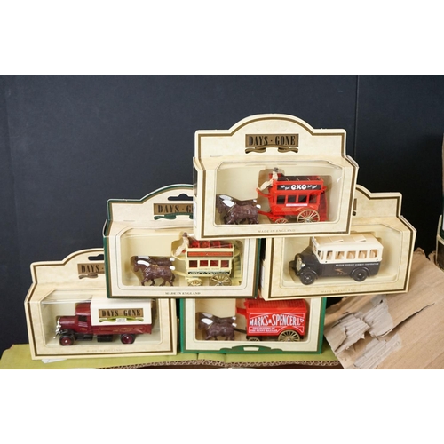 1177 - Around 170 Boxed Lledo Days Gone diecast models plus Hornby Flying Scotsman 4-6-2 Locomotive & Tende... 