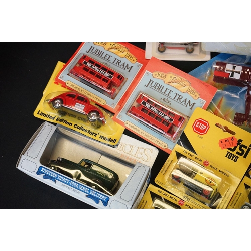 1206 - 46 Boxed / carded diecast models to include 17 x Efsi, 5 x Toy Way World War I Planes, 3 x Maisto,  ... 