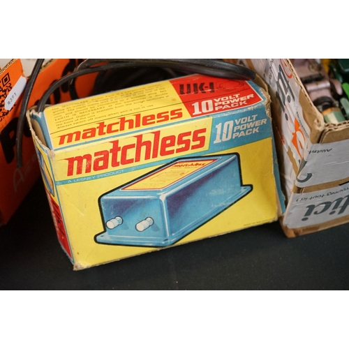 1215 - Quantity of unboxed diecast models to include Matchbox & Lledo plus 3 x boxed Matchbox diecast model... 