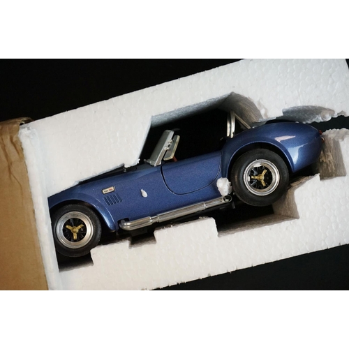 1217 - Collection of boxed diecast models to include 18 x Corgi Cameo, 3 x 1/18 Maisto, Superior Lincoln Li... 