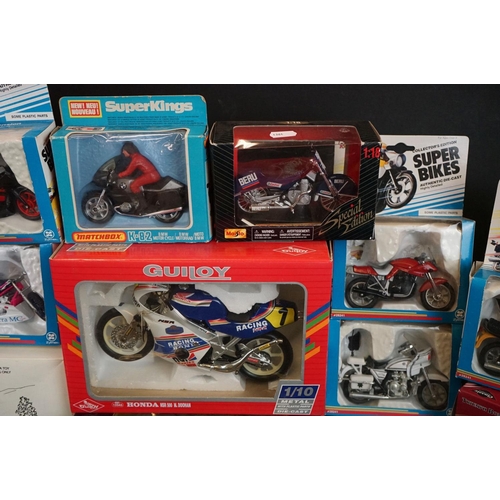 1230 - 14 Boxed / cased motorcycle models to include Britains Speedway 9684 (dented window), 6 x Zylmex Sup... 