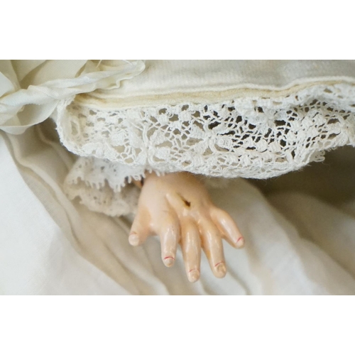 195 - Three early 20th C Armand Marseille bisque headed dolls to include 1 x with sleeping brown glass eye... 