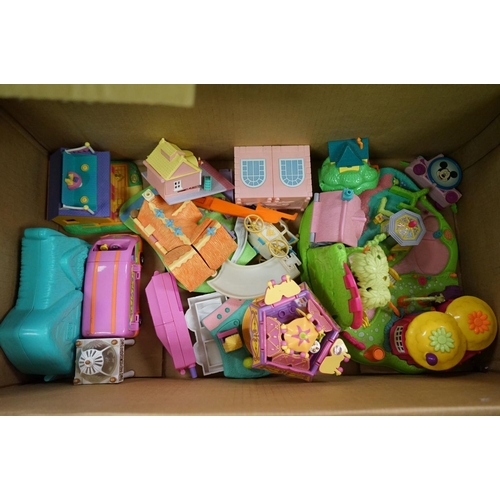 222 - Polly Pocket - Large collection of around 50 Bluebird play sets consisting of mainly original Polly ... 