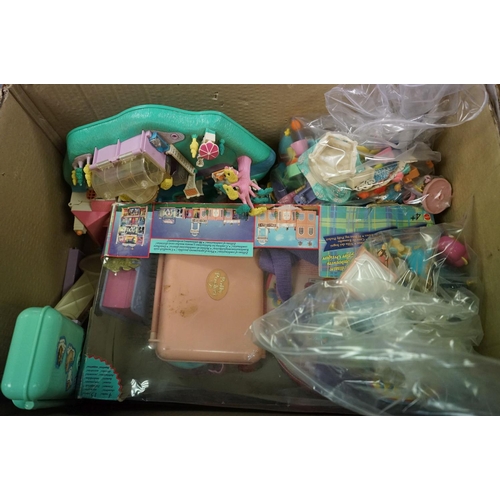 222 - Polly Pocket - Large collection of around 50 Bluebird play sets consisting of mainly original Polly ... 