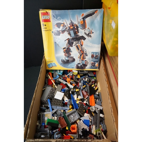 238 - Lego - Large quantity of Lego to include built & boxed sets (Bionicle's, Star Wars 7674 V-19 Torrent... 