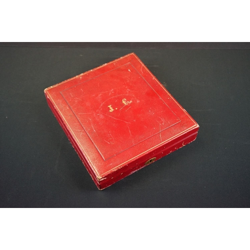 254 - Cased De La Rue & Co London Games Compendium, containing markers and cards, vg with marks and wear t... 