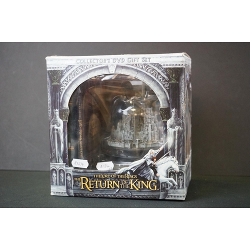 261 - Three Boxed New Line Cinema Lord of the Rings Collector's DVD gift sets to include 'The Return of th... 