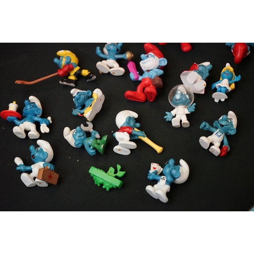 267 - Smurfs - Collection of Peyo / Schleich figures and accessories to include a boxed Smurf House, small... 