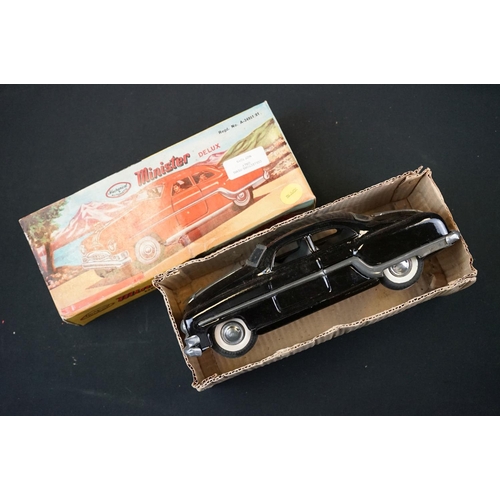 277 - 12 Boxed plastic and metal models to include Minister Deluxe in black, Friction Drive Rolls Royce Si... 