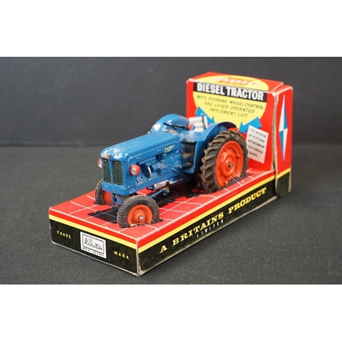 1262 - Boxed Britains 172F Fordson Power Major Diesel Tractor in blue, with inner box display stand, showin... 