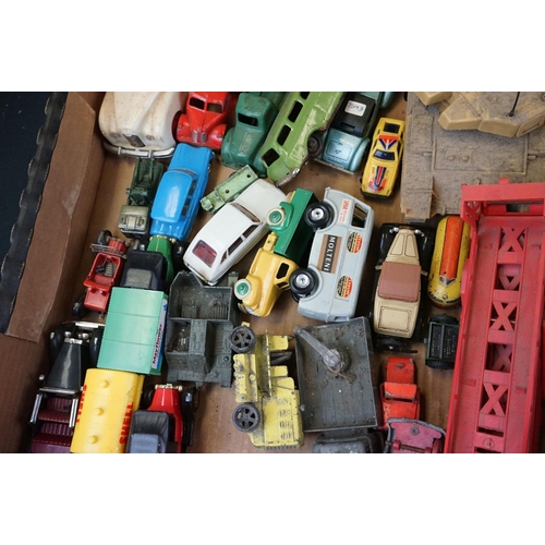 1270 - Collection of play worn mid 20th C onwards diecast, metal, plate and plastic models to include Relia... 