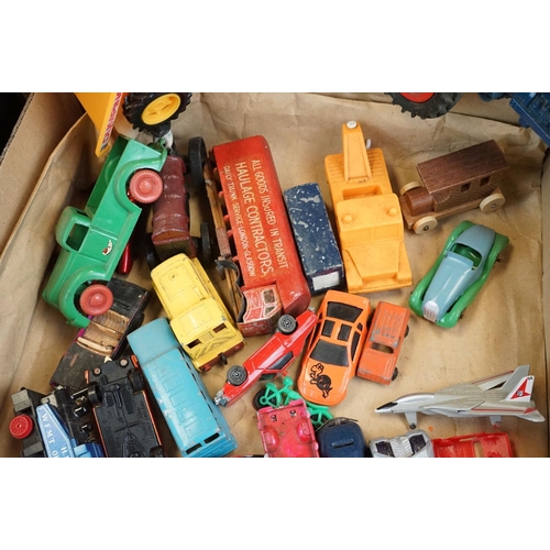 1270 - Collection of play worn mid 20th C onwards diecast, metal, plate and plastic models to include Relia... 