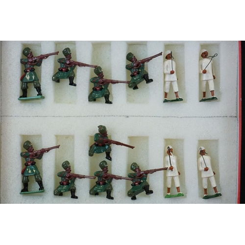 1370 - Boxed Good Soldiers HAC Pikeman metal figure set plus 13 other metal figures featuring Britains cont... 