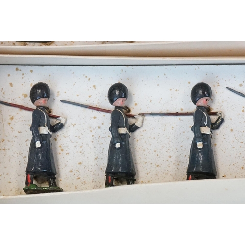 1373 - Boxed Britains Types of the Brirtish Army 93 metal figure set containing 4 x regiment sets (44 figur... 