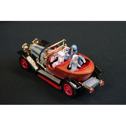 1279 - Boxed Corgi Originals H0234 Chitty Chitty Bang Bang 1967-1992 25th Anniversary diecast model with st... 