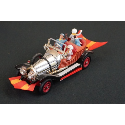 1279 - Boxed Corgi Originals H0234 Chitty Chitty Bang Bang 1967-1992 25th Anniversary diecast model with st... 