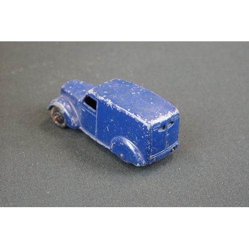 1282 - Eight Dinky mid 20th C onwards diecast models to include a boxed Dinky Dublo 068 Royal Mail Van (mod... 