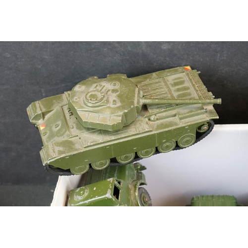 1285 - Around 34 military diecast models mainly featuring Dinky examples to include 3 x Tank Transporters, ... 