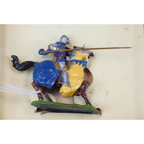 1386 - Six boxed Britains Knights of Agincourt metal figures to include No 1662, No 1659, No 1660, No 1659 ... 