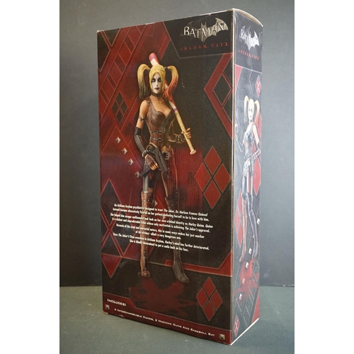 283 - Three boxed DC Harley Quinn figures to include NECA 1/4 Arkham City, Diamond Select Toys The Animate... 