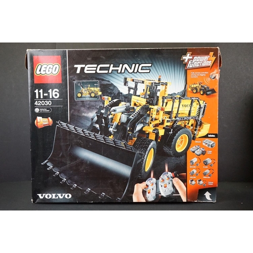 314 - Lego - Four boxed Lego sets to include Technic 42030 Remote Controlled VOLVO L350F Wheel Load, Minds... 