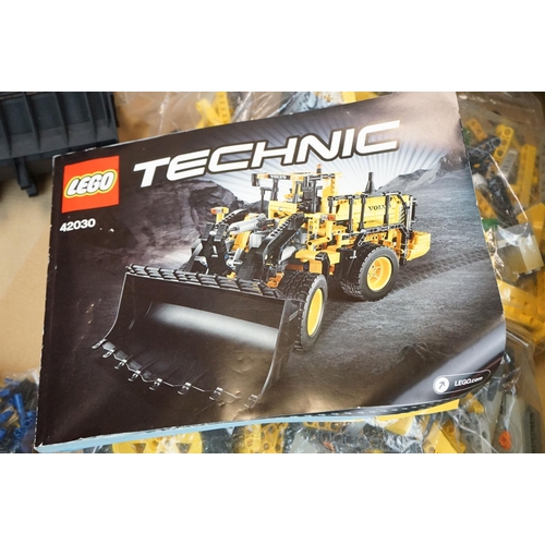 314 - Lego - Four boxed Lego sets to include Technic 42030 Remote Controlled VOLVO L350F Wheel Load, Minds... 