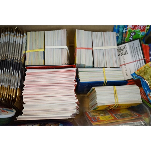 316 - Quantity of Trading Cards & figures featuring 12 x sealed Panini Harry Potter Contact trading cards,... 