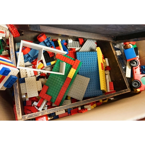 319 - Lego - Large collection of 80s Lego to include bricks, base plates, Duplo vehicles, Lego System stor... 