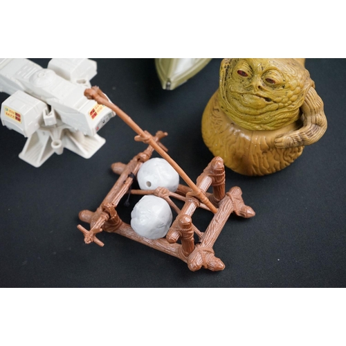 402 - Star Wars - Seven original mini-rigs accessories plus an incomplete Energiser and a Jabba the Hutt f... 