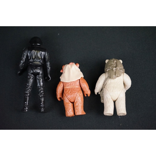 404 - Star Wars - Nine original The Last 17 figures to include Imperial Gunner, Amanaman, A Wing Pilot, Lu... 