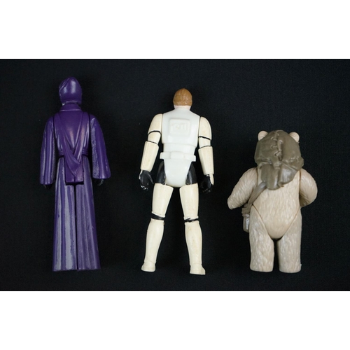 404 - Star Wars - Nine original The Last 17 figures to include Imperial Gunner, Amanaman, A Wing Pilot, Lu... 