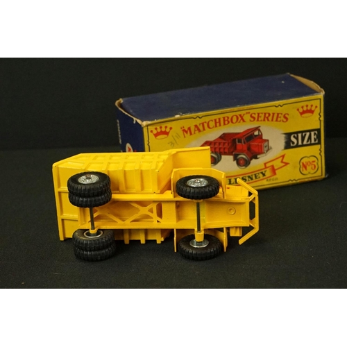 1237 - Eight boxed Matchbox diecast models to include King Size No 5 Foden Truck in yellow, 73 Model A Ford... 