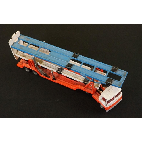 1250 - Two boxed Corgi Major diecast models to include 1146 Carrimore Tri-Deck MK.V Car Transporter and Gif... 