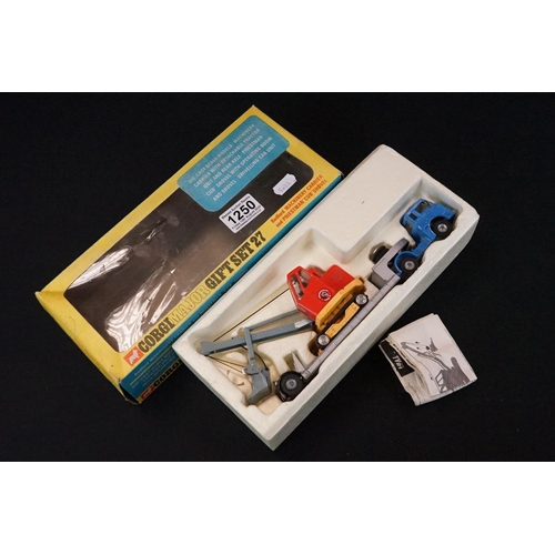 1250 - Two boxed Corgi Major diecast models to include 1146 Carrimore Tri-Deck MK.V Car Transporter and Gif... 