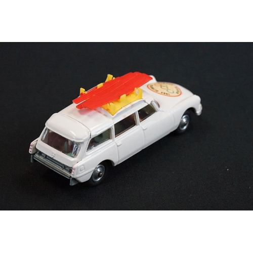 1302 - Boxed Corgi 475 Citroen Safari Olympic Winter Safari diecast model with 4 x skis & 1 x pole, diecast... 