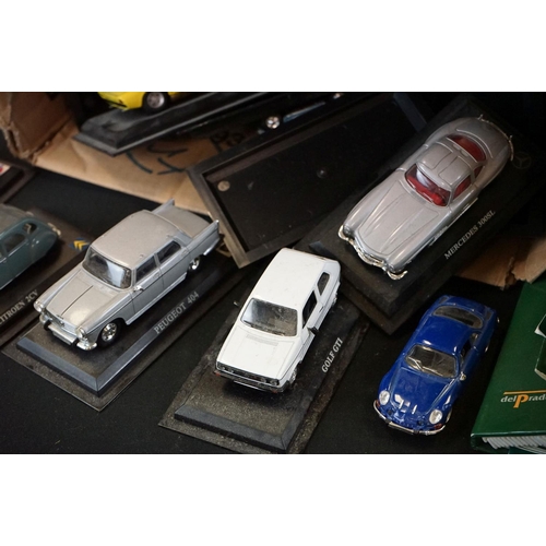 371 - Del Prado - 68 The Ultimate Car Collection 1/43 diecast models featuring 1969 Chevrolet Camaro, Alfa... 