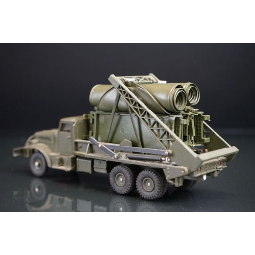 1002 - Boxed Dinky Supertoys 884 Camion Militaire Brockway avec Pont de Bateaux diecast model, with bridge ... 